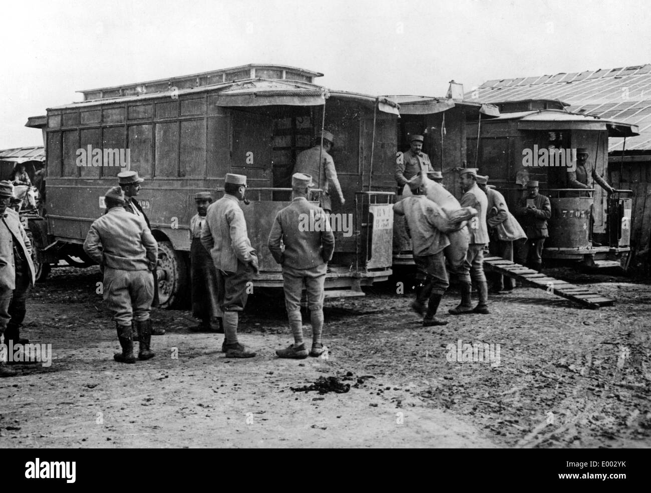 Beschlagnahmten Transporter für die Kriegsführung in Frankreich, 1914 Stockfoto