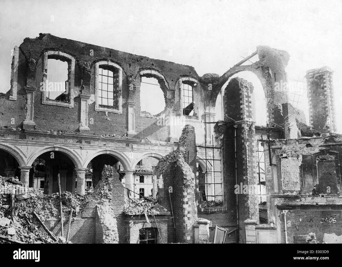 Zerstörte Kirche in der Linse, 1917 Stockfoto