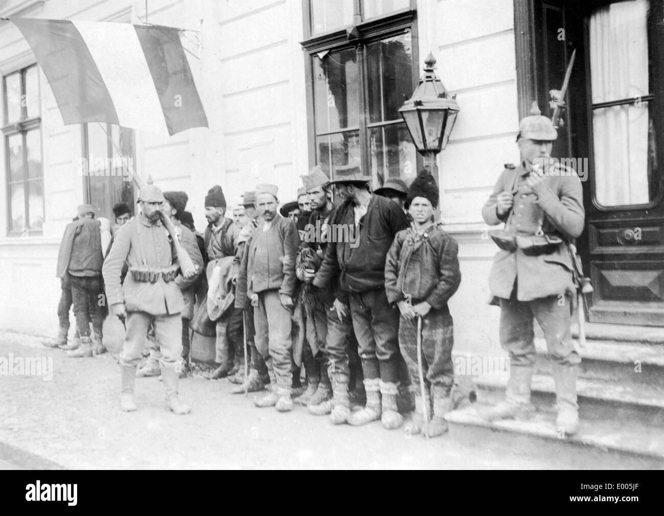 Kriegsgefangene in Serbien, 1915 Stockfoto