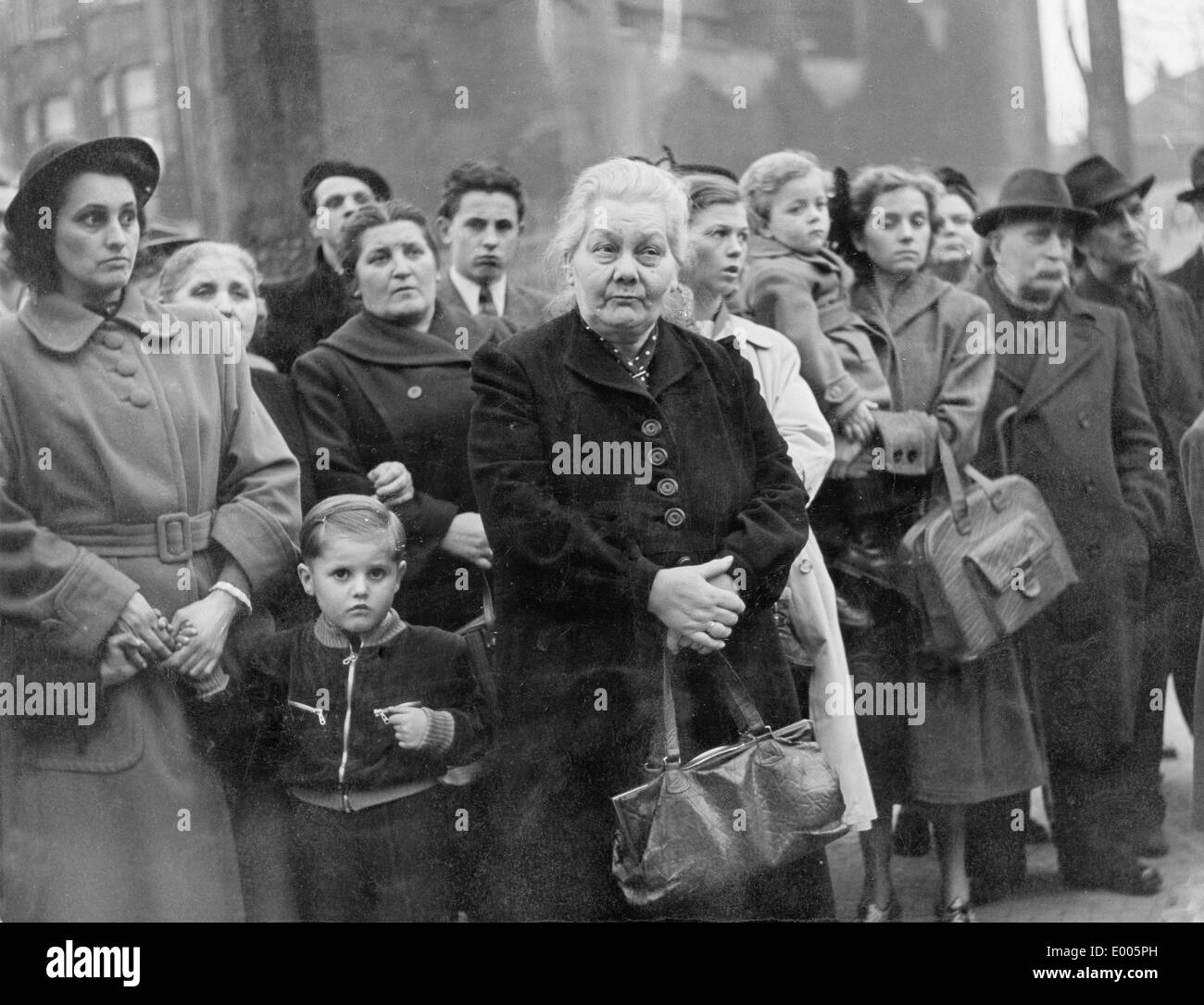 Publikum von der Heilsarmee, 1950 Stockfoto