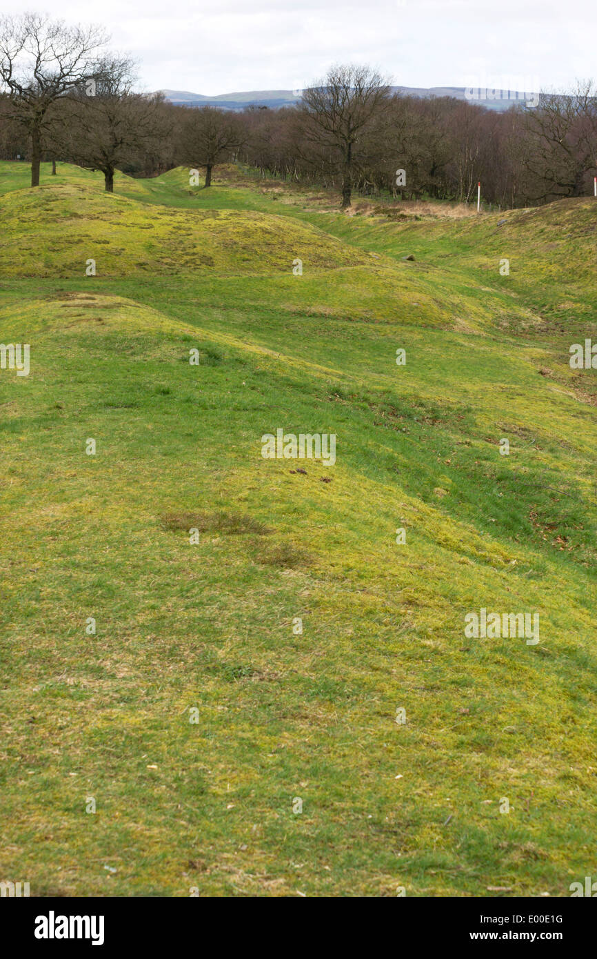 Antoninuswall in Rough Castle, in der Nähe von Falkirk in Schottland Stockfoto