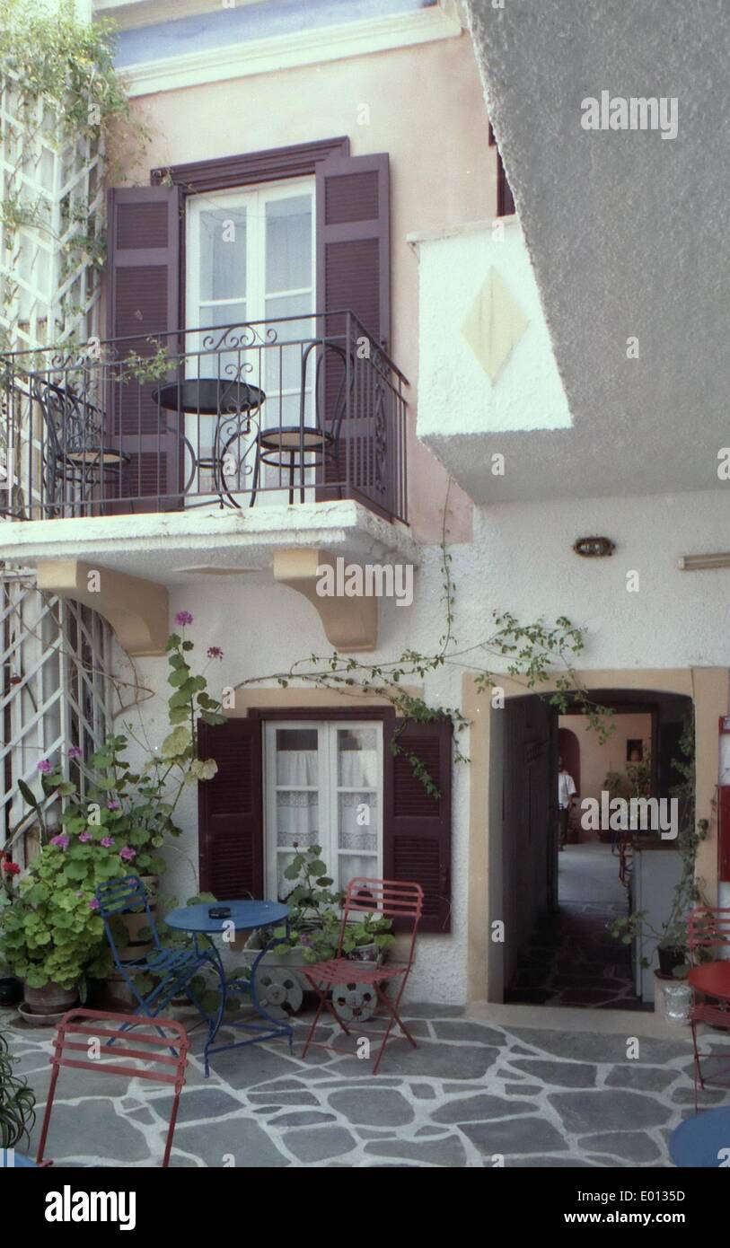 Hotel in Aegina Stadt auf Aegina, Griechenland, 1989 Stockfoto