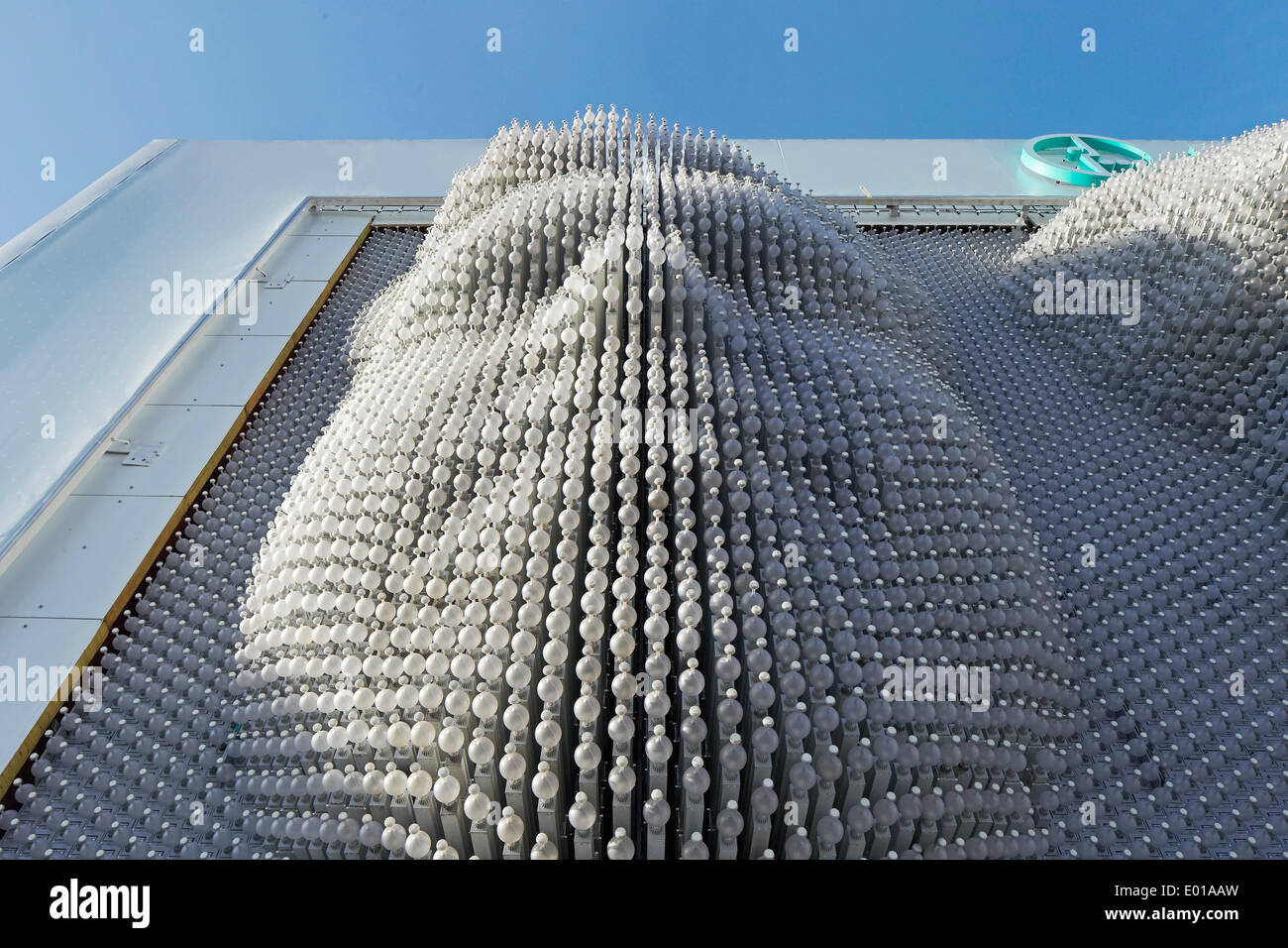 MegaFon, Winterspiele in Sotschi 2014 Sotschi, Russland. Architekt: Asif Khan, 2014. Detail der dreidimensionale Fläche Oberfläche. Stockfoto