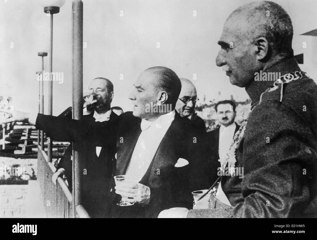 Schah von Persien Reza Pahlavi und Mustafa Kemal Atatürk im Präsidentenpalast in Ankara, 1934 Stockfoto