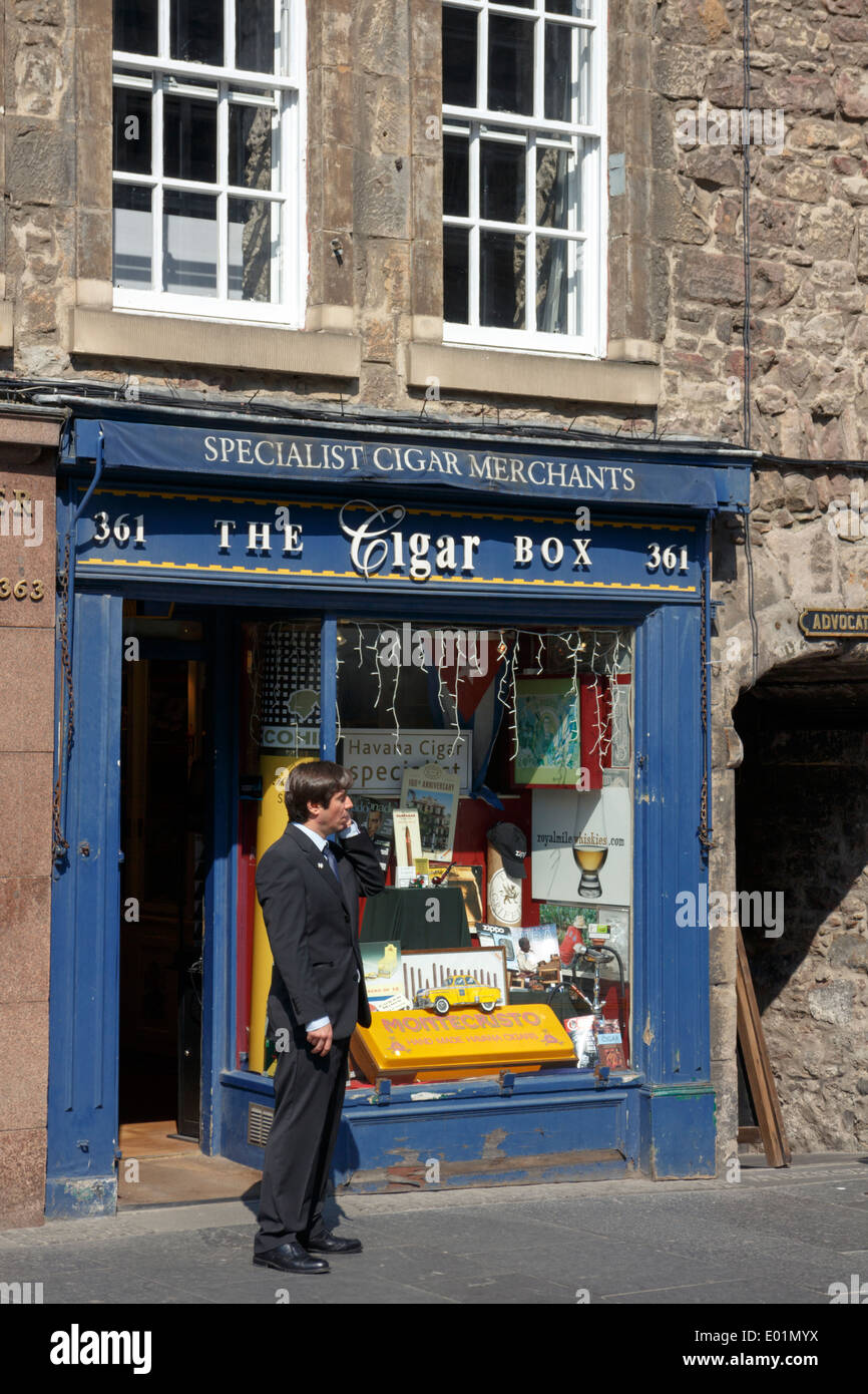 Traditional Shop Tobacco Stockfotos Und Bilder Kaufen Alamy