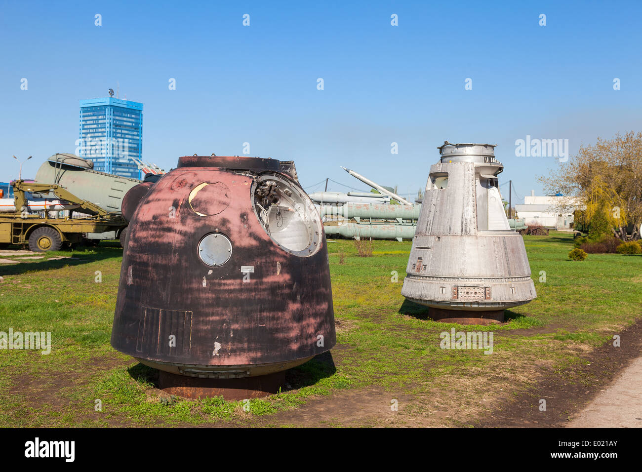 Lander Raumschiff "Sojus" und zurückgegebenen Bay Satelliten-Foto-Aufklärer "Yantar - 2K" Stockfoto