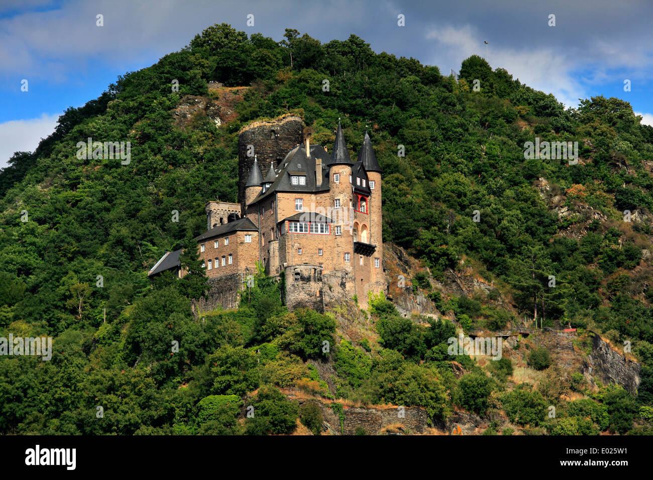 Foto von Katz Burg mit Blick auf den Rhein über St. Goarshausen, Deutschland Stockfoto