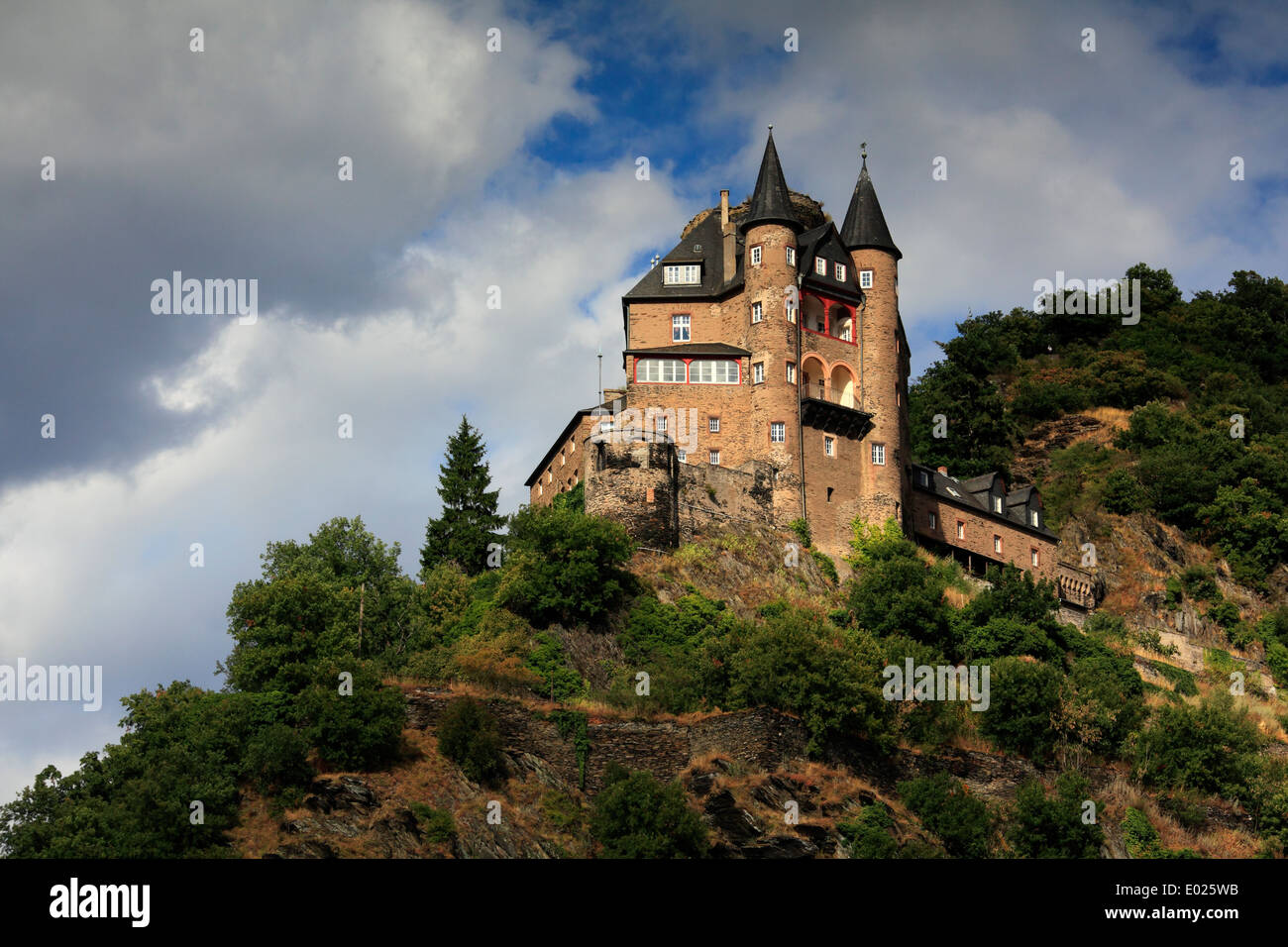 Foto von Katz Burg mit Blick auf den Rhein über St. Goarshausen, Deutschland Stockfoto