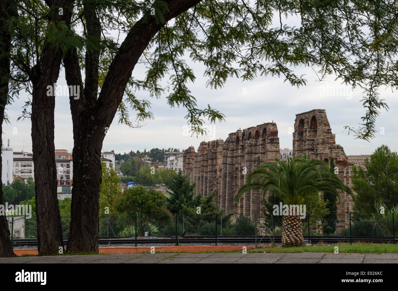 Römische Aquädukt in Merida, Badajoz, Extremadura, Spanien, Europa Stockfoto