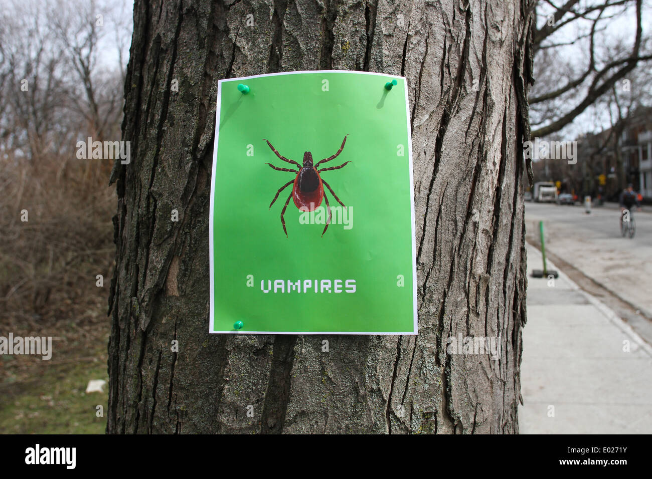 Lyme-Borreliose Bewusstsein Poster in der Hochebene von Montreal, que. Stockfoto