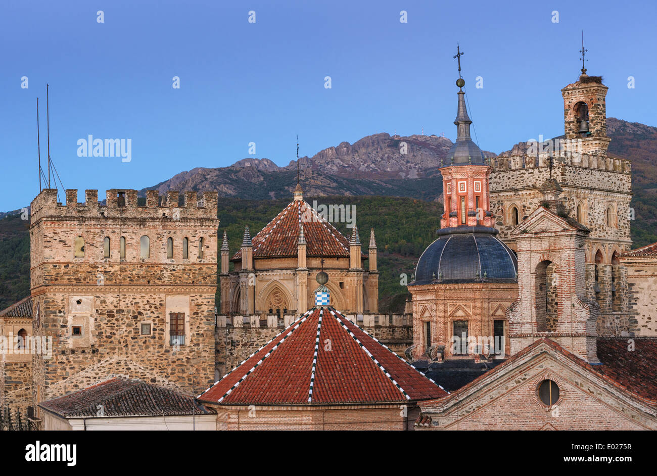 Königliche Kloster von Santa Maria de Guadalupe, Guadalupe, Cáceres, Extremadura, Spanien, Europa Stockfoto