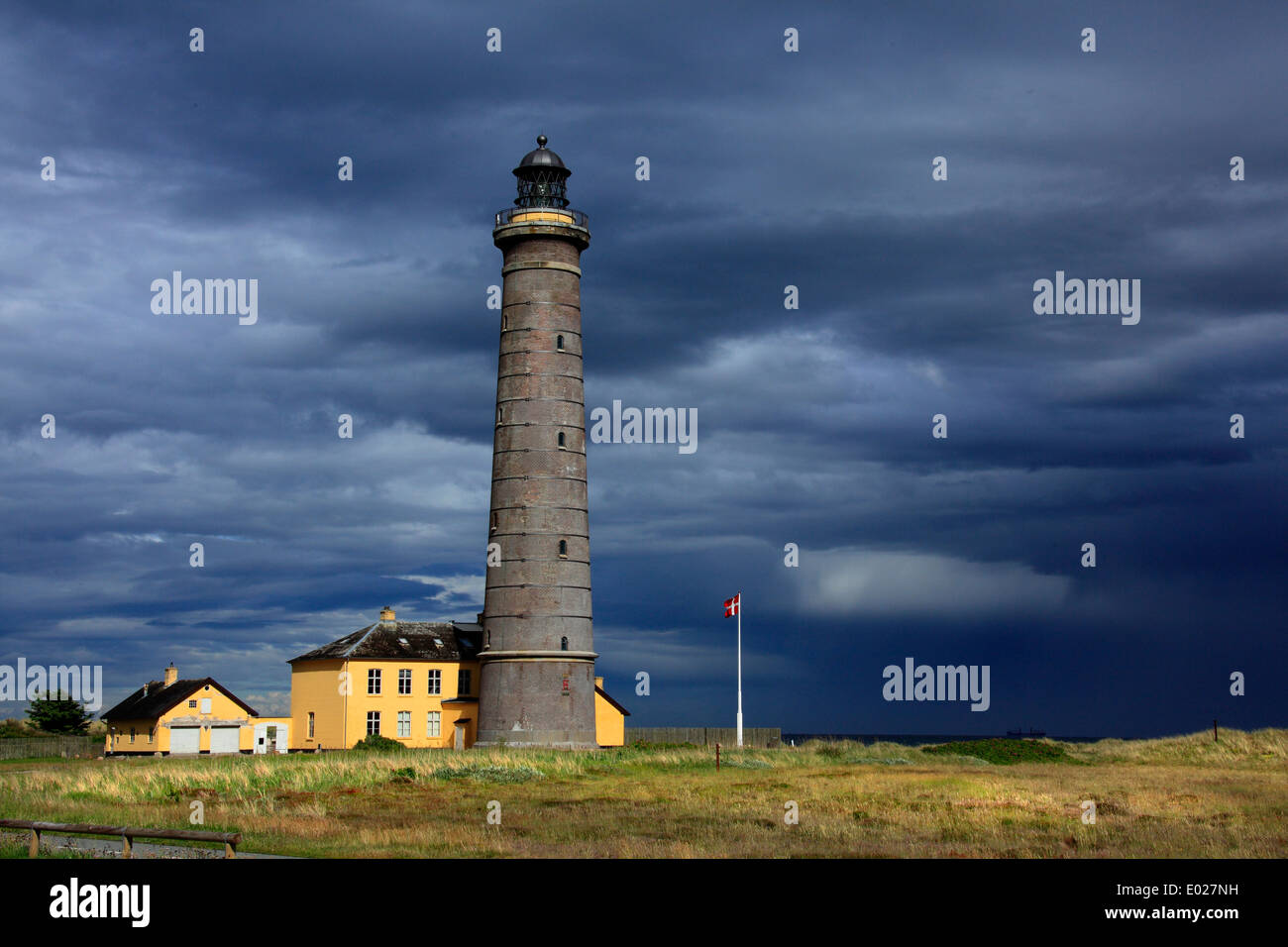 Foto von Skagen zum Leuchtturm, im Naturpark an der Mündung des Nord- und Ostsee, Dänemark Stockfoto