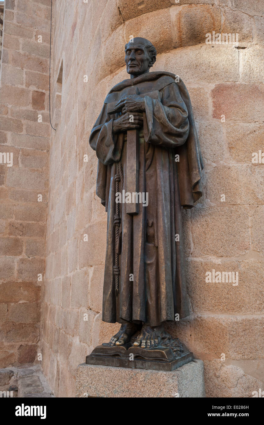 San Pedro de Alcantara-Statue in Cáceres, Extremadura, Spanien, Europa Stockfoto