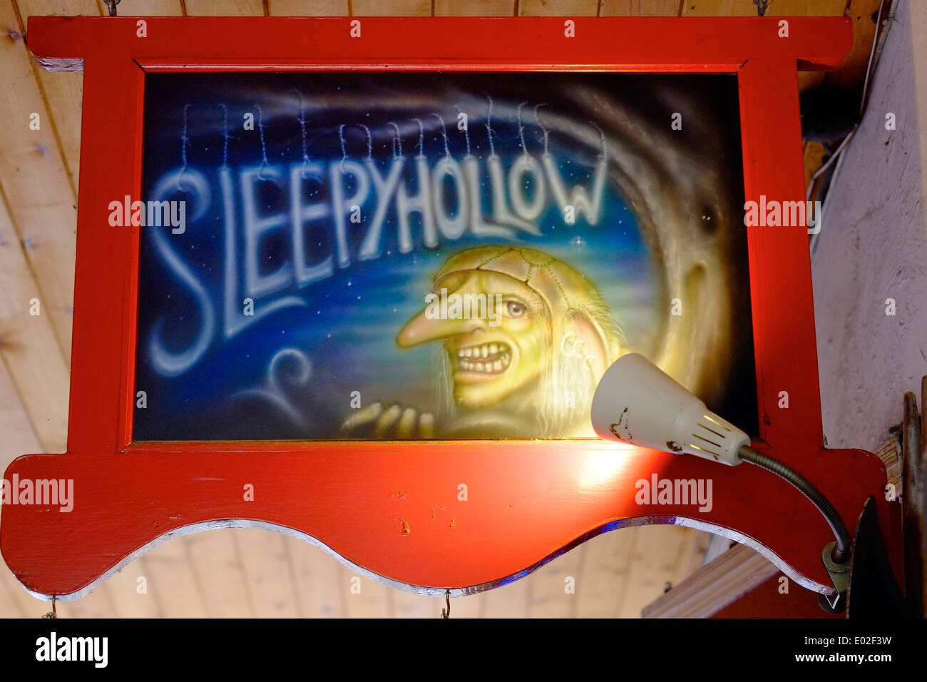SleepyHollow Spuk Ladenschild Matlock Bath Derbyshire England UK Stockfoto