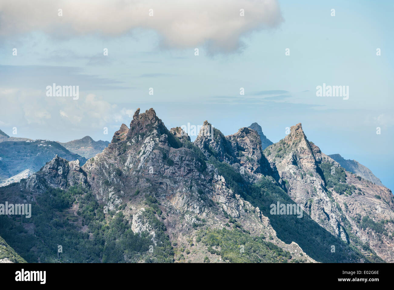 Felsige Gebirge, Anaga-Gebirge, Macizo de Anaga im Norden von Teneriffa, Kanarische Inseln, Spanien Stockfoto