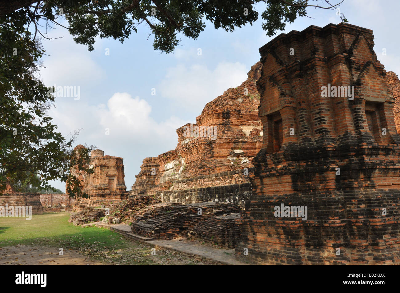 Ruinen in der Ayutthaya-Geschichtspark Ayutthaya, Thailand. Stockfoto
