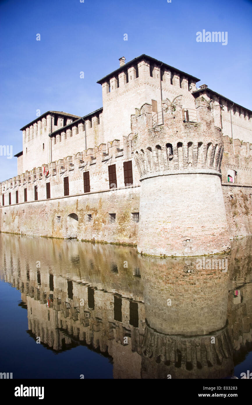 Sanvitale Schloss im Zentrum der mittelalterlichen alten Stadt Werke, in der Nähe von Parma, Emilia Romagna, Italien Stockfoto