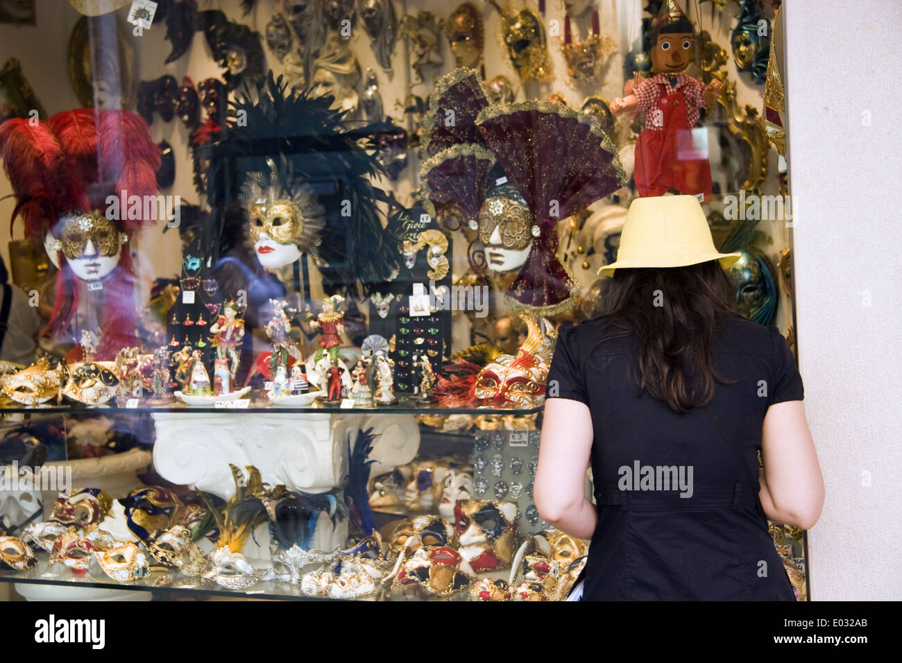 Venezianische Karneval Masken shop Stockfoto