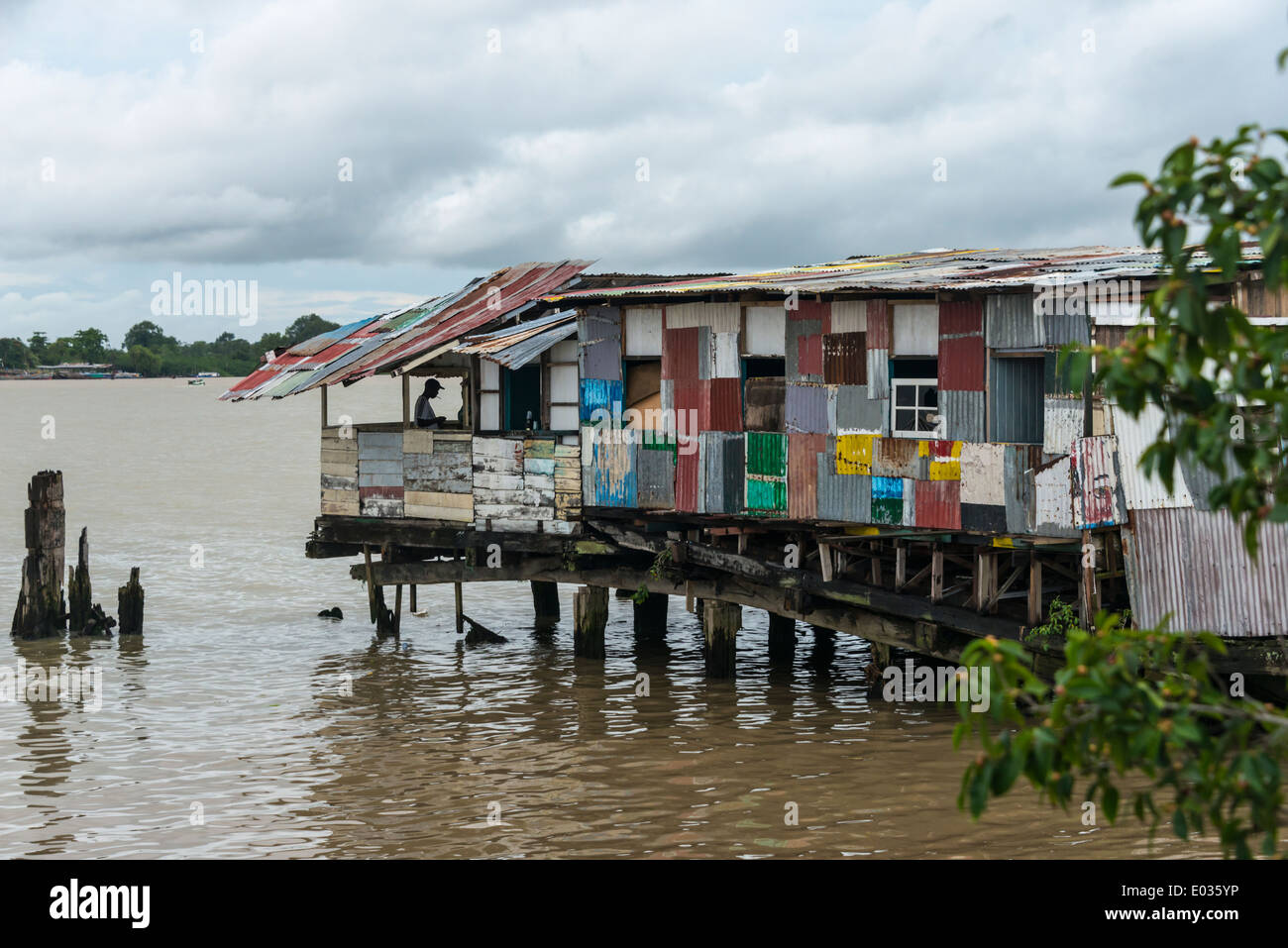 Pier im Hafen, Paramaribo, Suriname Stockfoto