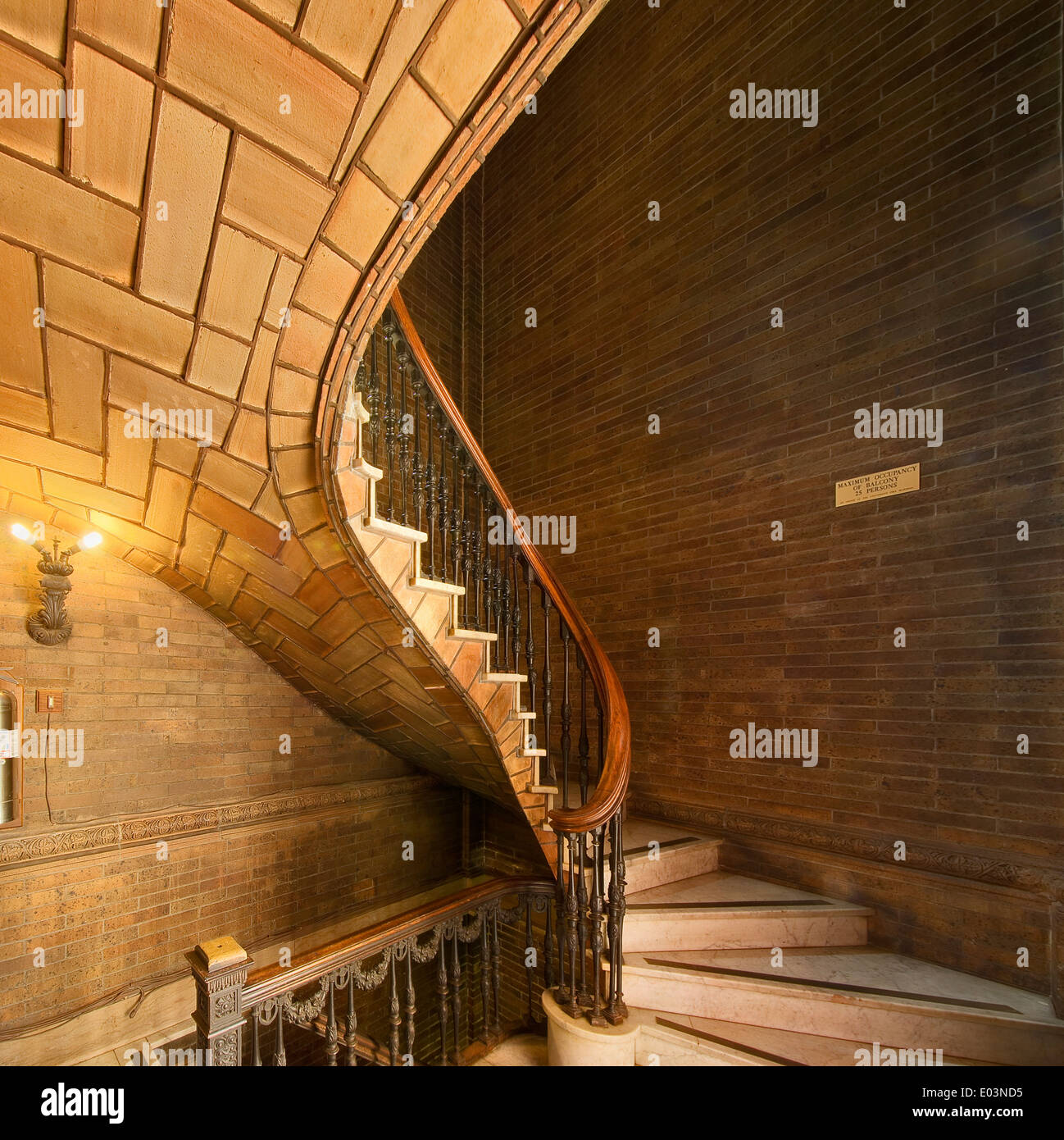 Gewölbten Treppe, St. Pauls-Kapelle, Columbia University, New York City. Stockfoto