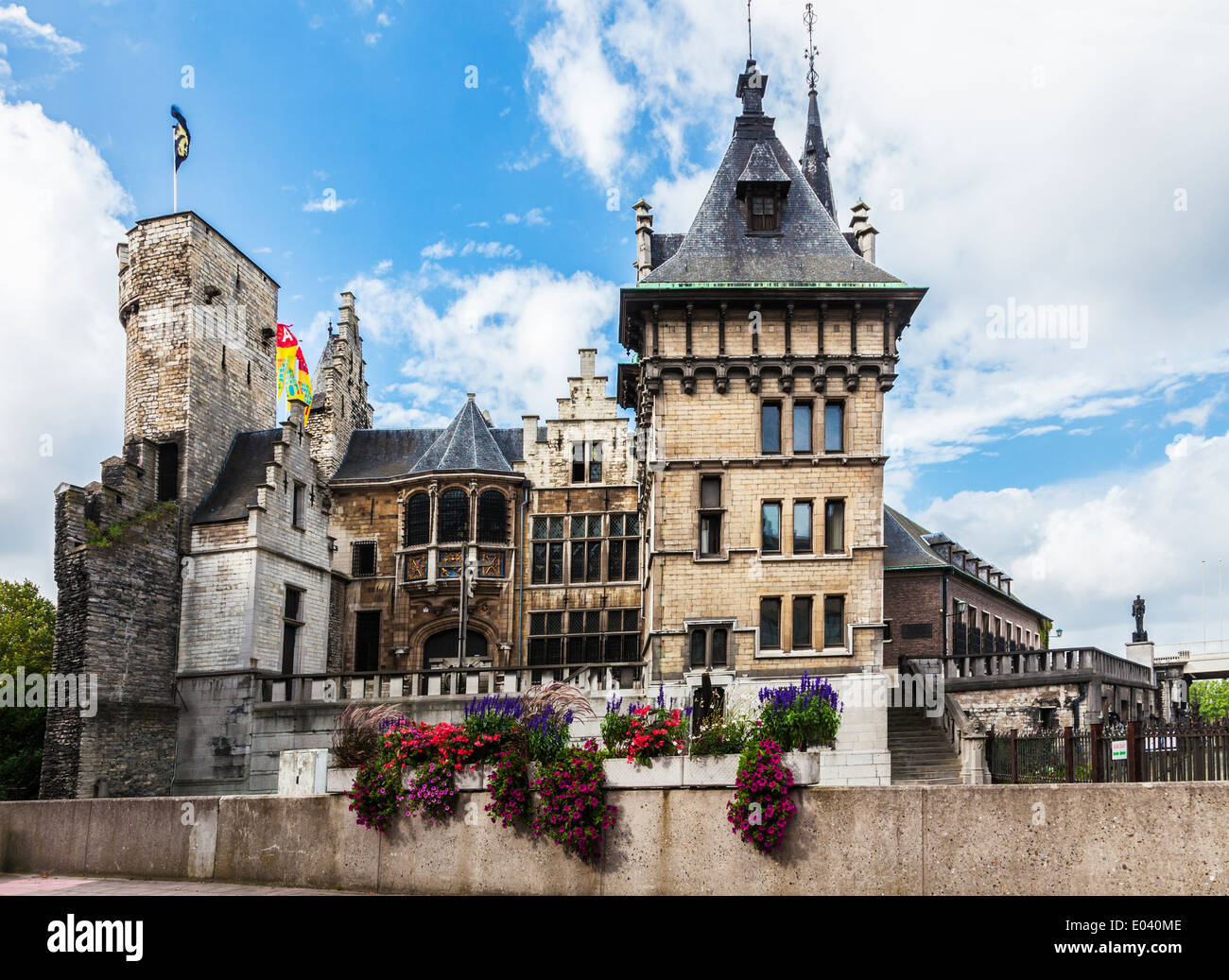 Die Het Steen oder Stein Schloss, eine mittelalterliche Festung am Ufer der Schelde in Antwerpen, Belgien. Stockfoto