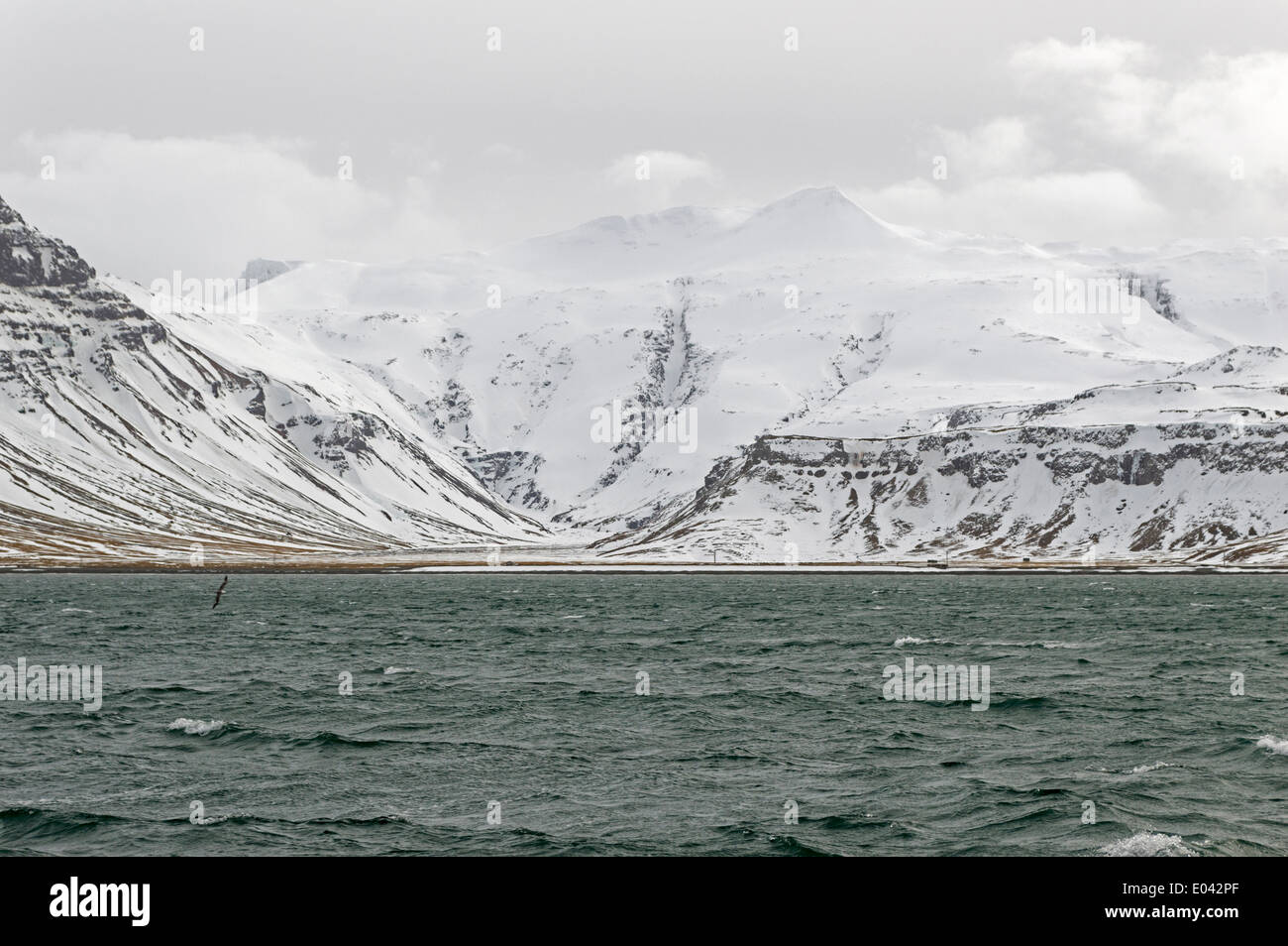 die Island Berge und den See um snaefellsnes Stockfoto