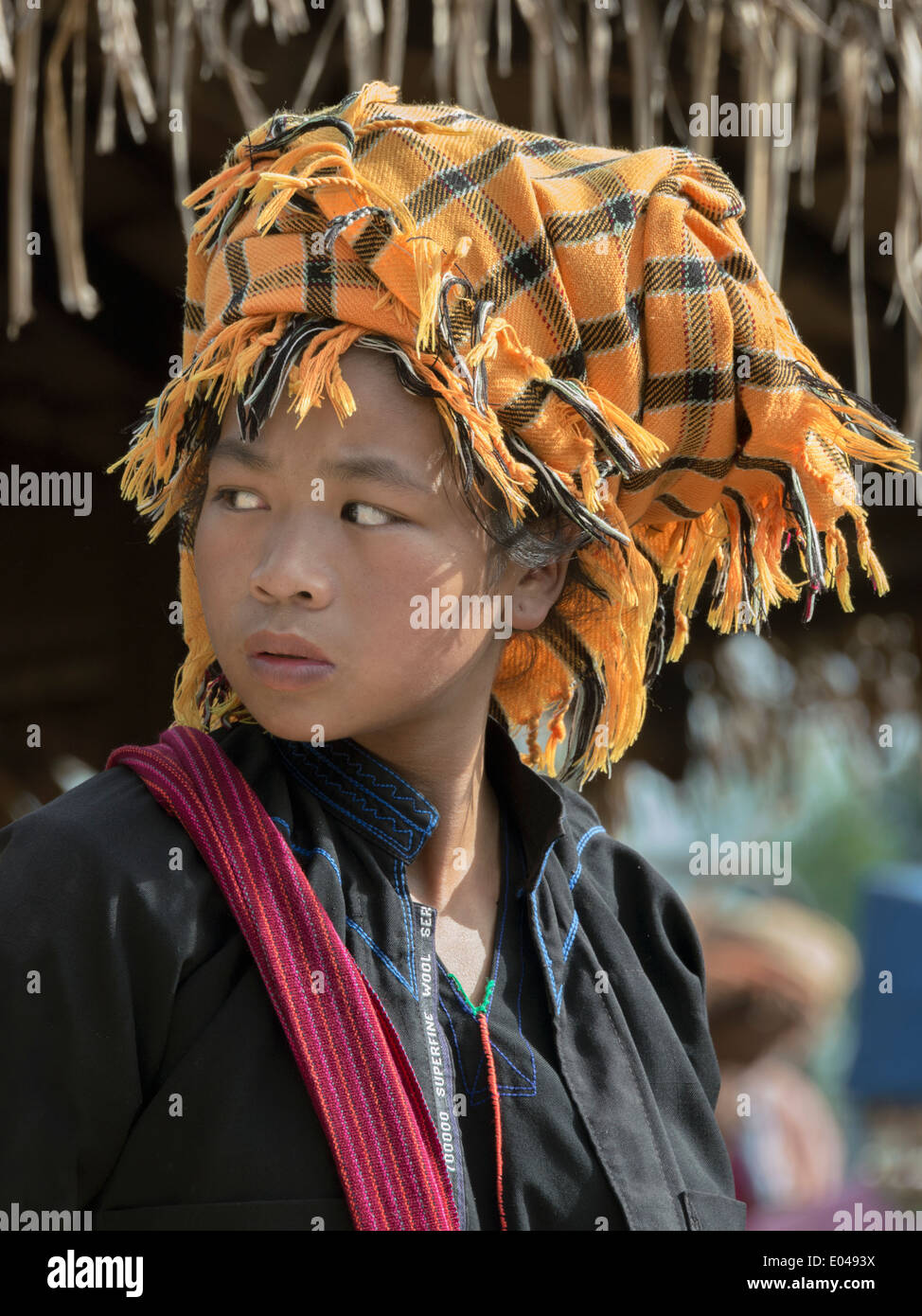 Pa-O junge Mädchen auf dem Inle-See-Markt, Myanmar Stockfoto