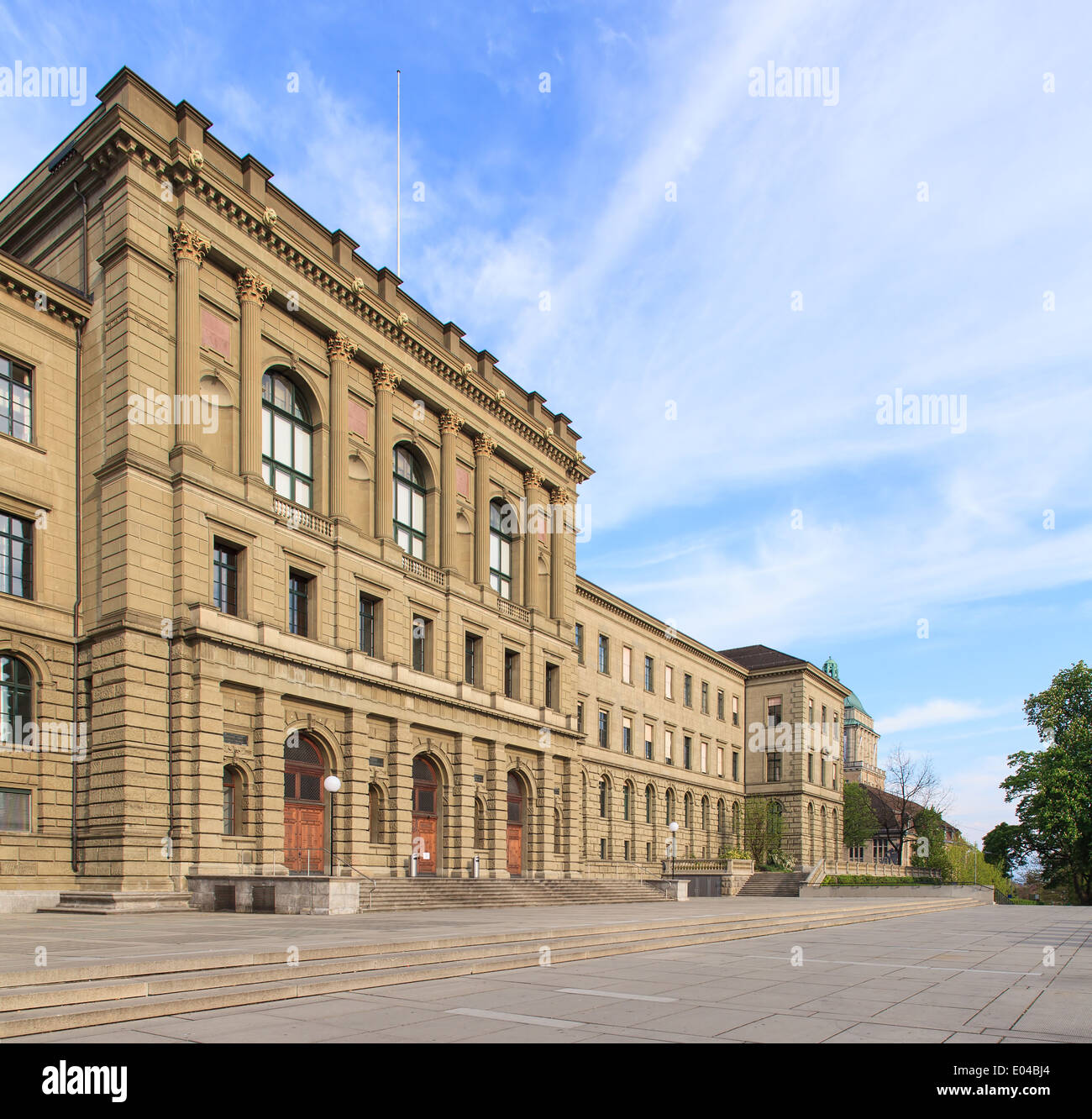 Gebäude der Eidgenössischen Technischen Hochschule in Zürich Stockfoto