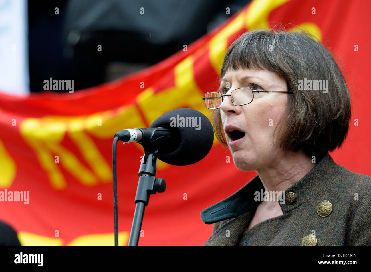 Frances O'Grady (Generalsekretär des TUC) anlässlich der Maikundgebung auf dem Trafalgar Square, London, 1. Mai 2014 Stockfoto