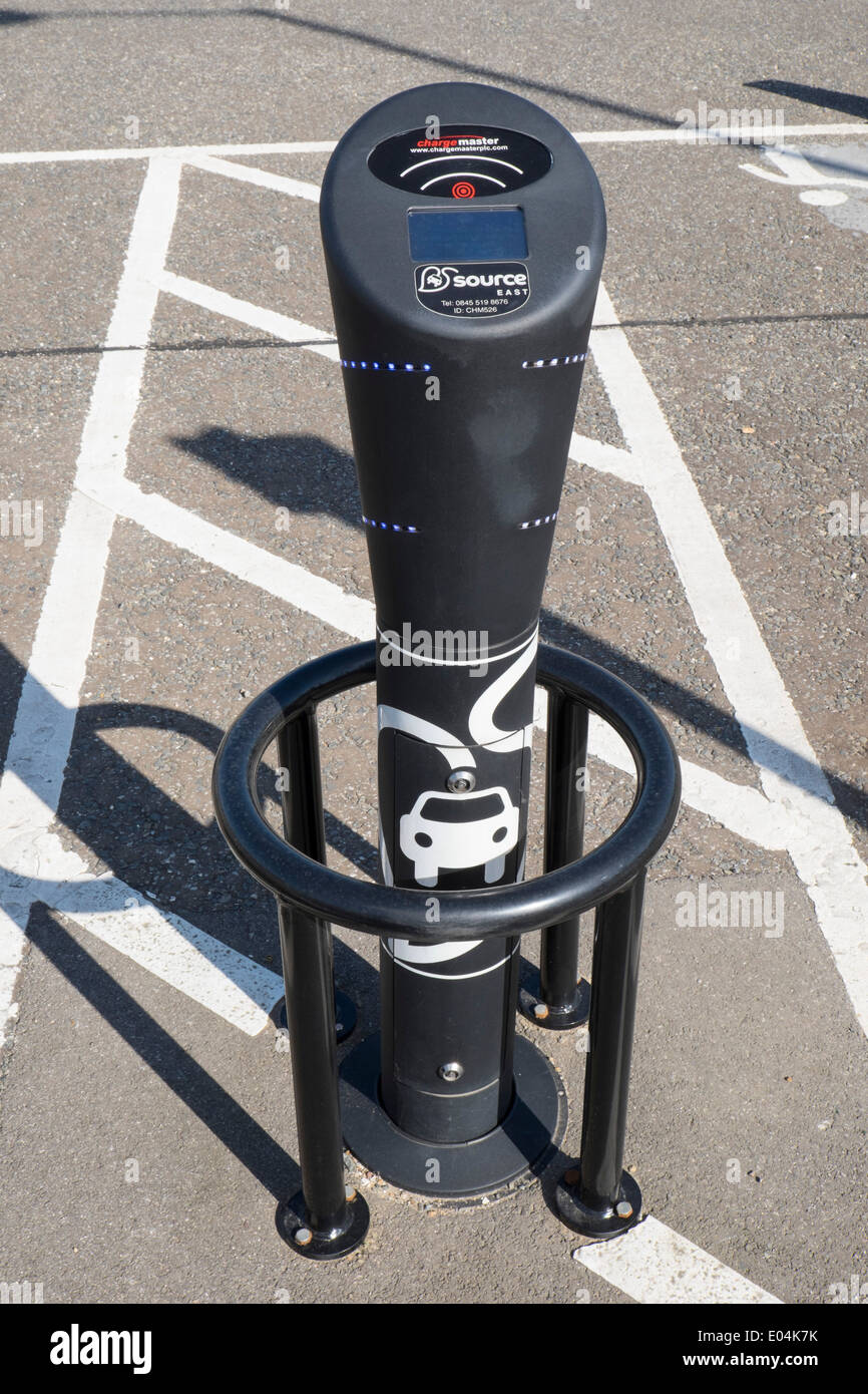 Ladestation für Elektroautos an einer Chelmsford park &amp; ride Parkplatz Stockfoto