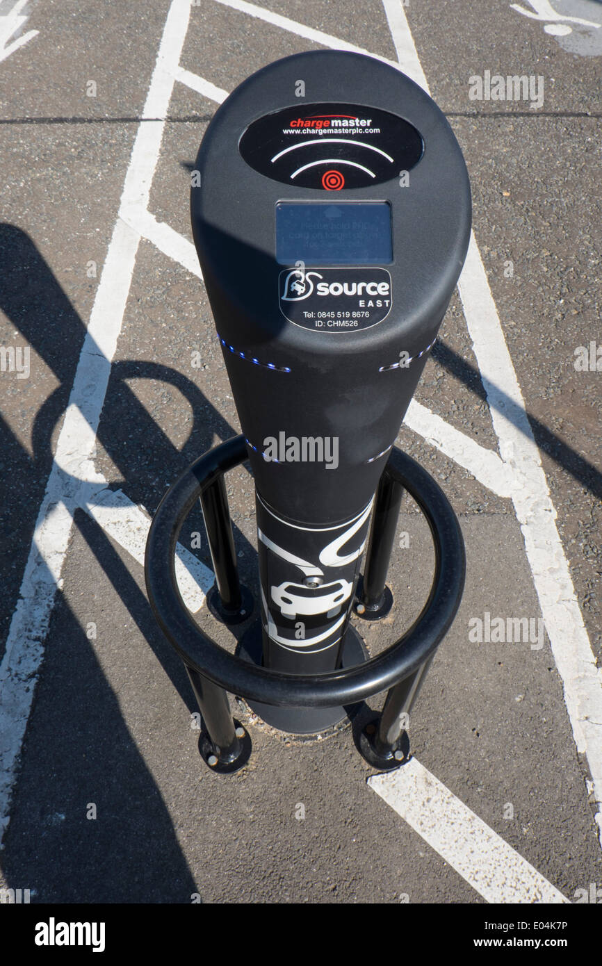 Ladestation für Elektroautos an einer Chelmsford park &amp; ride Parkplatz Stockfoto