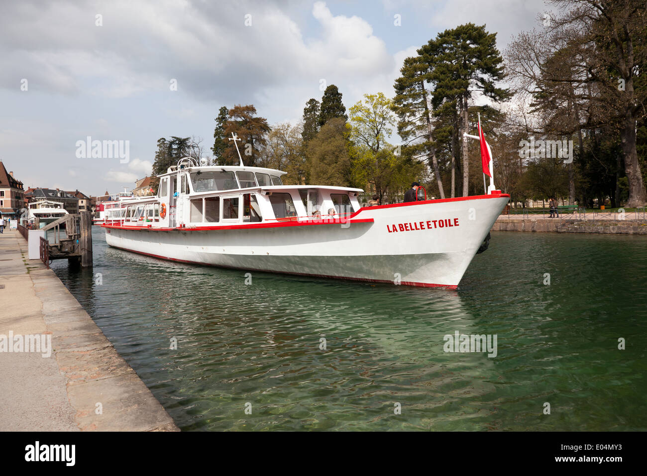 Die Belle Etoile, ein Passagier Boot Alarmkontakt durch die Compagnie des Bateaux du Lac d ' Annecy Stockfoto