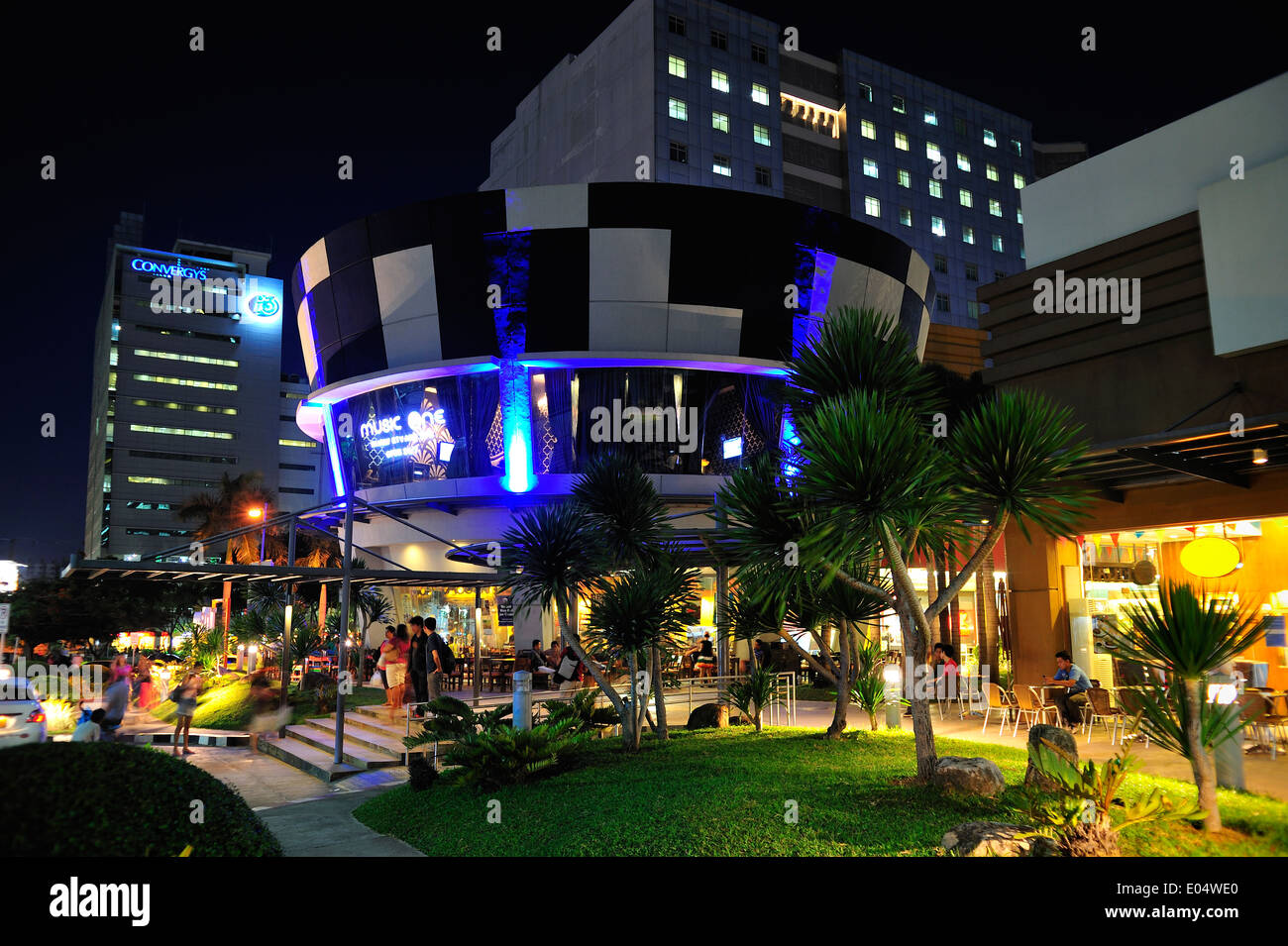 Den Spaziergang und Convergys i3, IT Park, Cebu City Philippinen Stockfoto