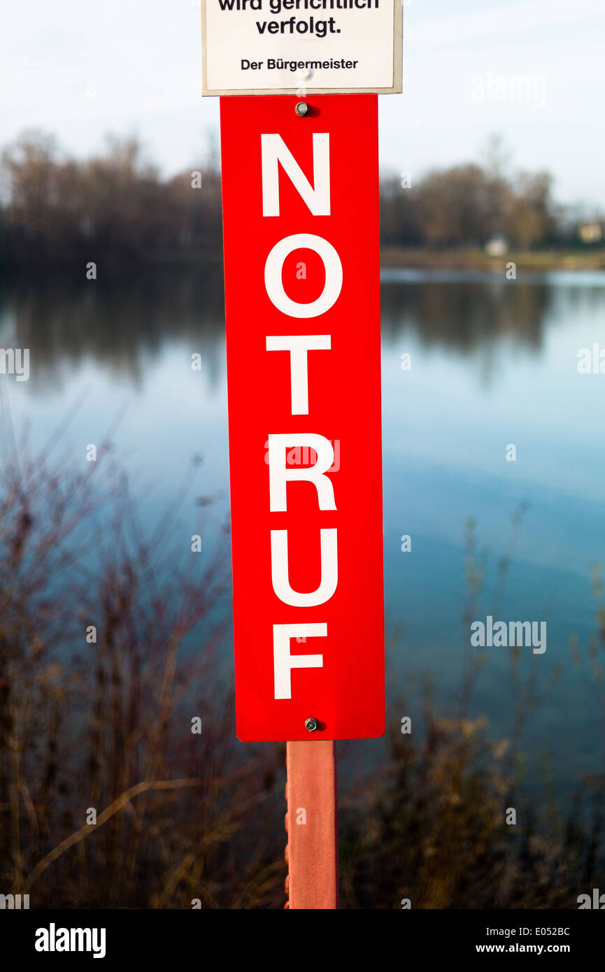 Zeichen-Notruf, symbolische Foto für Notfälle und Rettungsdienste, Schild Notruf, Symbolfoto Fuer Notfaelle Und Rettungsdi Stockfoto