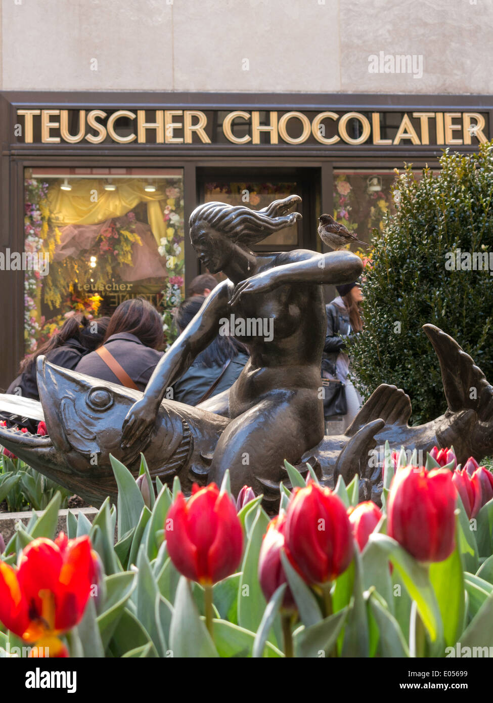 Frühling im Rockefeller Center, New York, Vereinigte Staaten Stockfoto