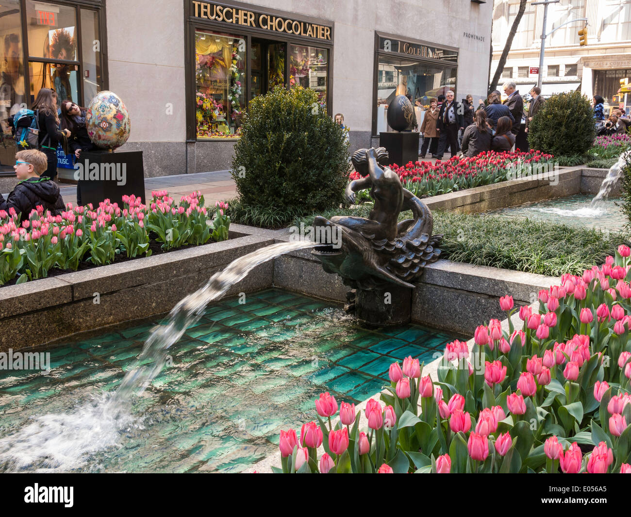 Frühling im Rockefeller Center, New York, Vereinigte Staaten Stockfoto