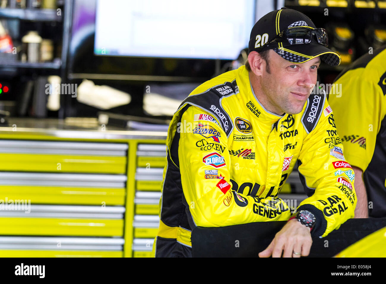 Talladega, Alabama, USA. 2. Mai 2014. Talladega, AL - 2. Mai 2014: Matt Kenseth (20) bereitet zu üben für die '' Aarons 499'' an Talladega Superspeedway in Talladega, AL. Credit: Csm/Alamy Live-Nachrichten Stockfoto