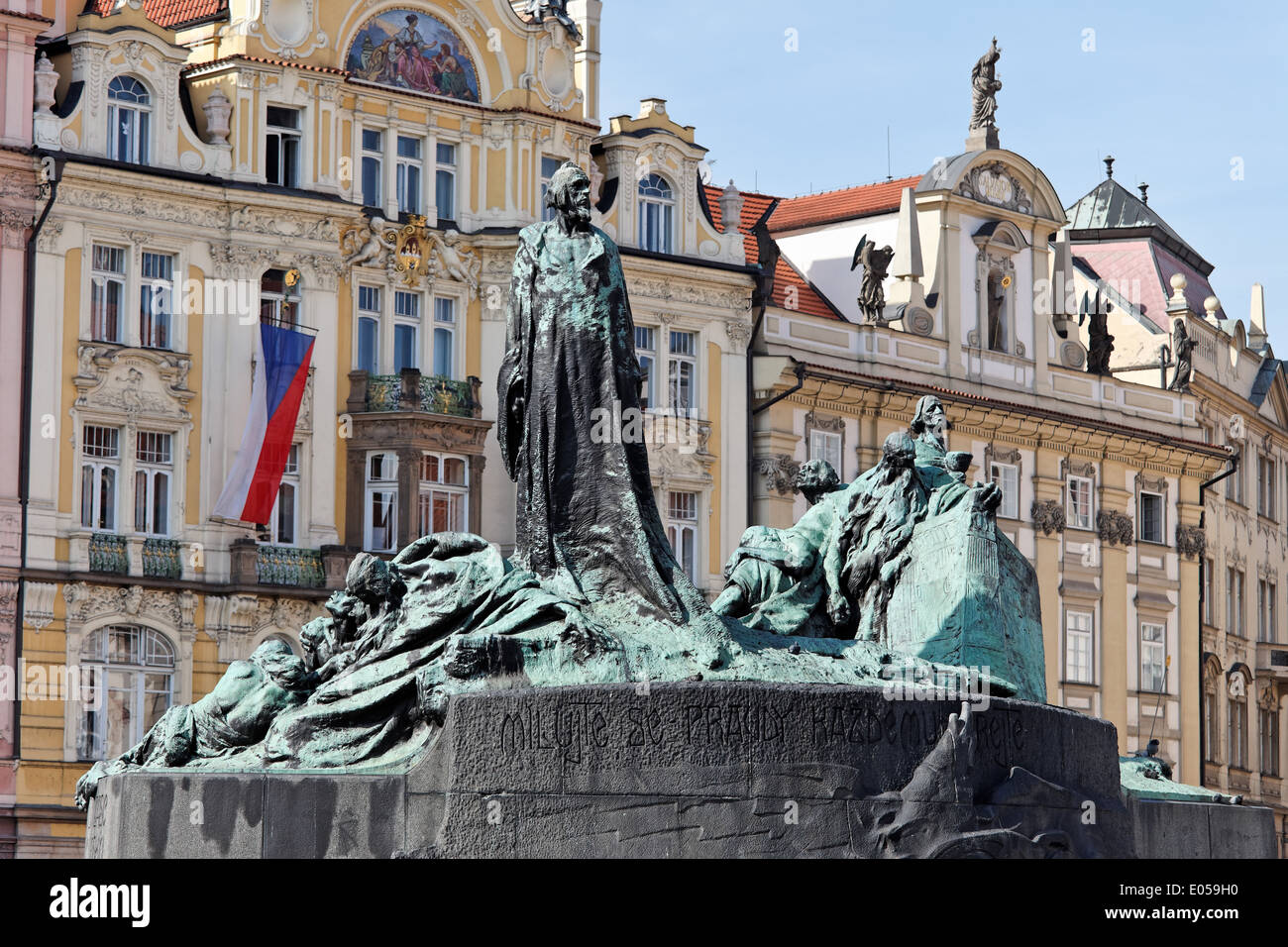Prag, alte Stadt-Bewohner Ring, Jan Hus-Denkmal, Tschechien, Prag, Altstaedter Ring, Jan-Hus-Denkmal, Sandsteinschlucht. Stockfoto