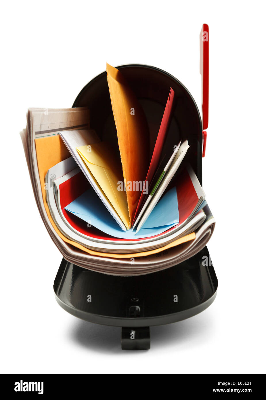 Vorderansicht des offenen schwarzen Postfach voll mit Mail, Isolated on White Background. Stockfoto