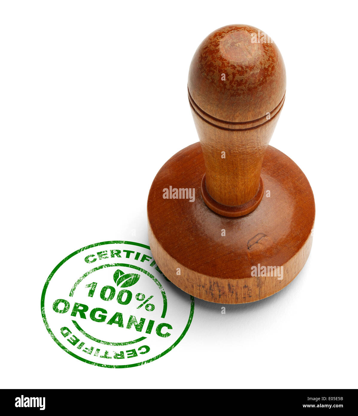 Grün 100 % zertifizierte organische Stempel mit hölzernen Stamper, Isolated on White Background. Stockfoto