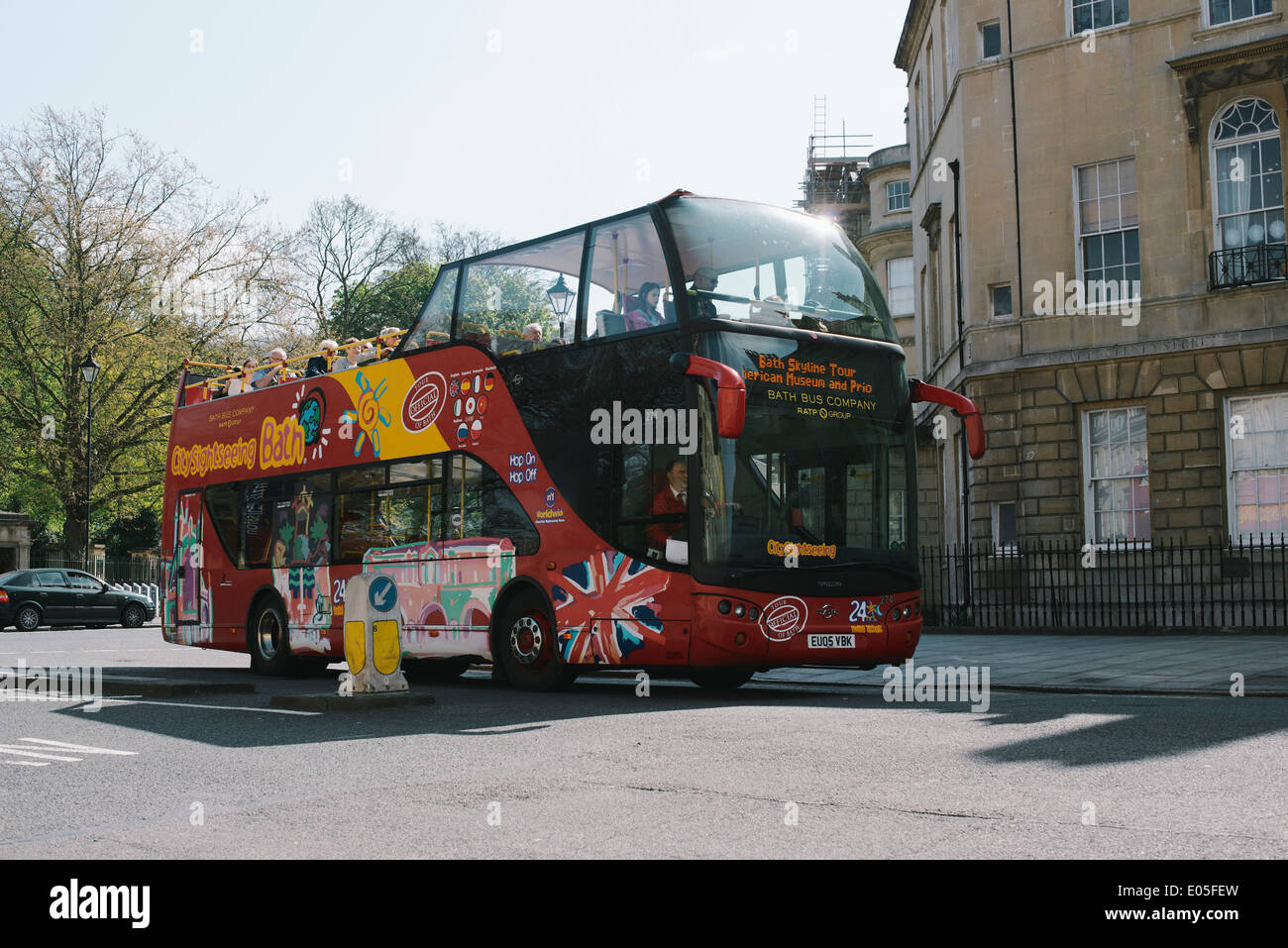 Sightseeing Tourist Bus großer Pulteney Street Bad Somerset Stockfoto