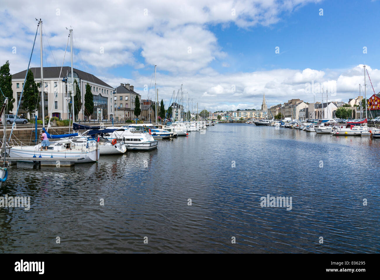 Eine Aussicht auf 900 von Ridgeway Marine im Jahr 1976 Baunummer 9 gemacht. Jetzt auf dem Fluss Vilaine in der Bretagne. Stockfoto