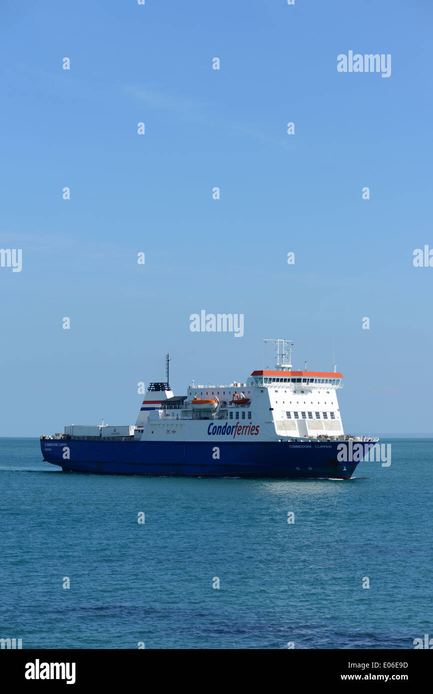 Condor Ferry Commodore Clipper nähert sich Guernsey, Channel Islands Stockfoto