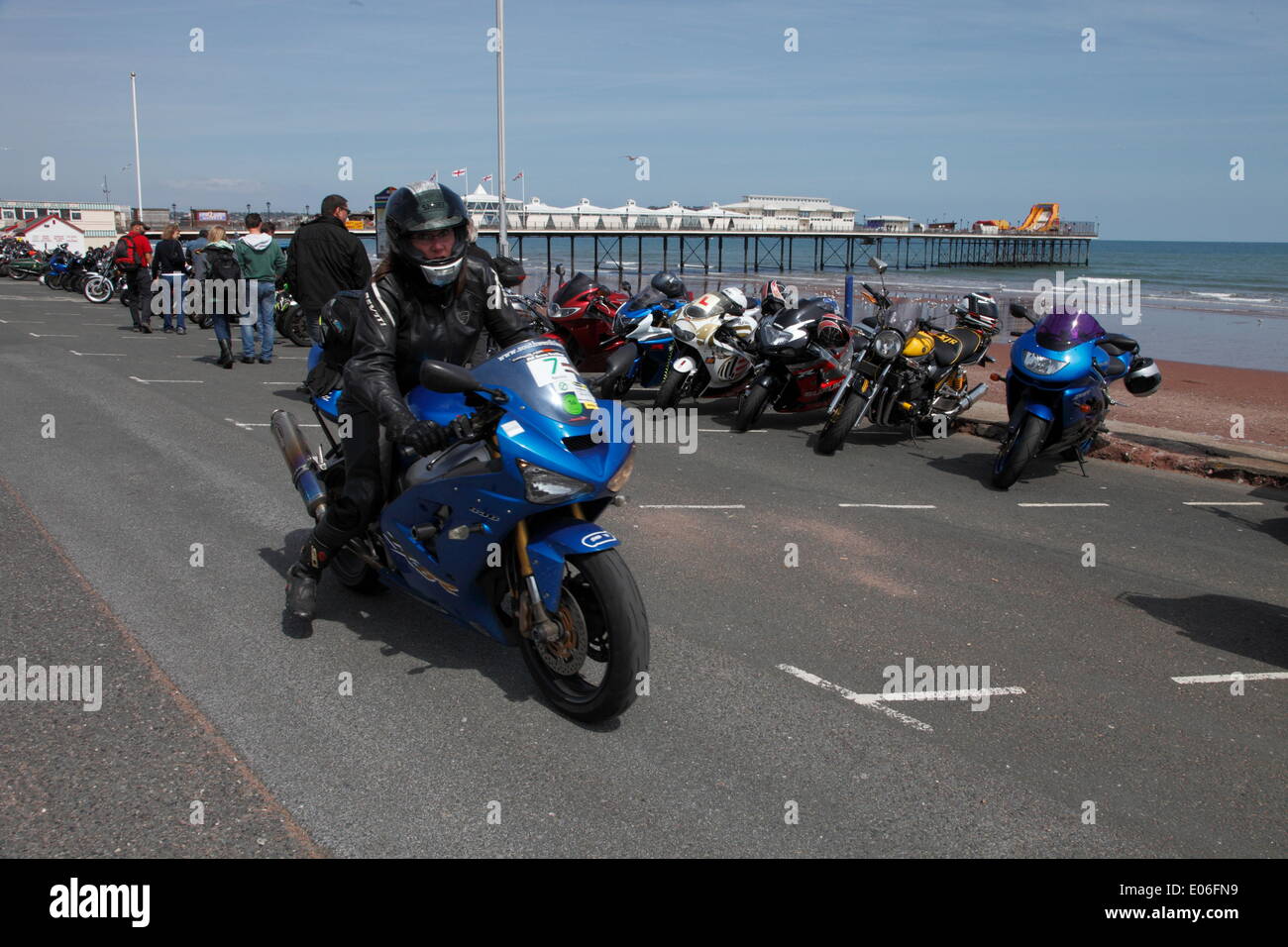 Paignton, Devon, UK. 3. Mai 2014. Stromversorger (Biker Make a Difference), Festival des Motorradfahrens, Tausende von Bikern Komm ans Meer kann Bank Holiday Wochenende um Geld für wohltätige Zwecke zu sammeln. Bildnachweis: Anthony Collins/Alamy Live-Nachrichten Stockfoto