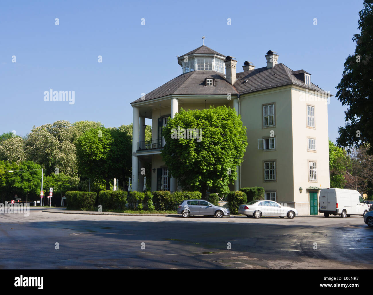 Das Wiener Lusthaus im Prater Garten in Wien Österreich, lange