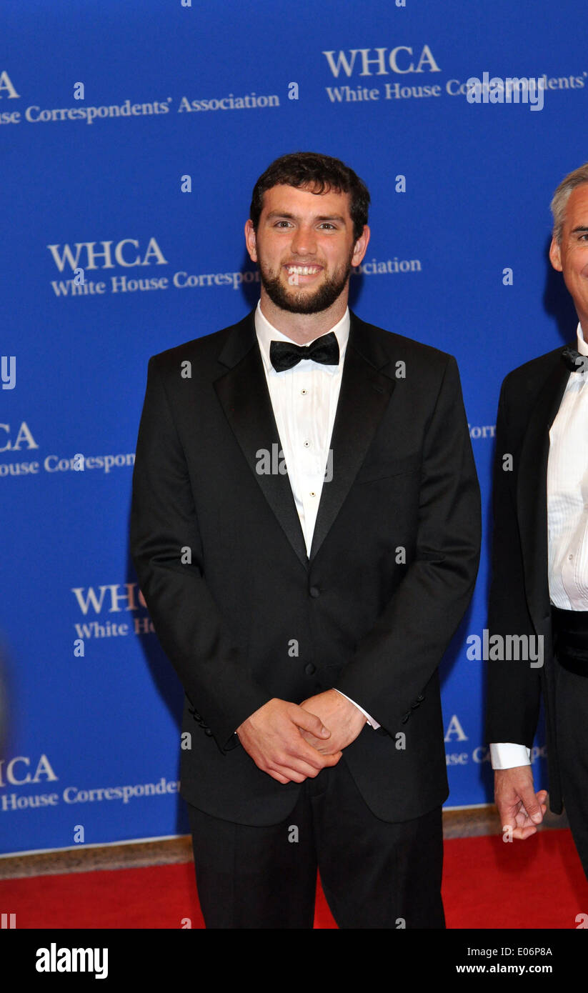 Washington, DC, USA. 3. Mai 2014. NFL-quarterback ANDREW LUCK den 100. jährliche White House Correspondents' Association Dinner im Washington Hilton angekommen. © Tina Fultz/ZUMAPRESS.com/Alamy Live-Nachrichten Stockfoto