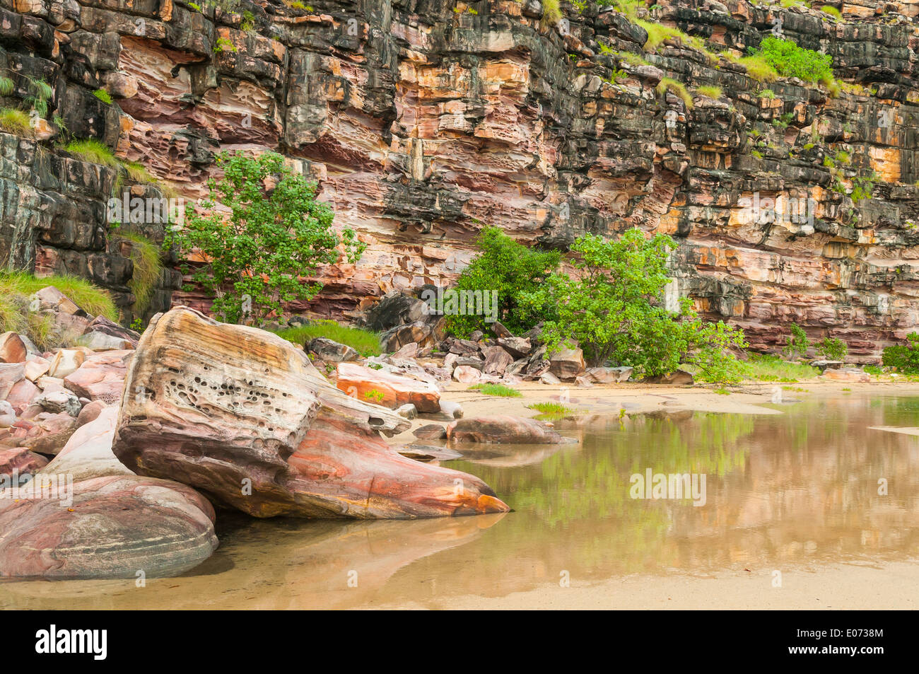 Lagune am Strand Ruhe, Koolama Bay, Kimberley, Western Australia, Australien Stockfoto