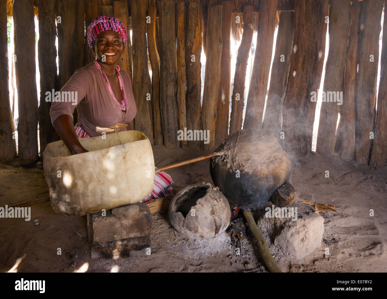 Ovambo Women Stockfotos & Ovambo Women Bilder - Alamy