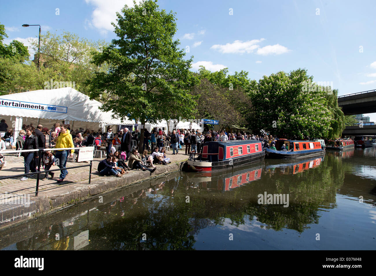 2014 Canalway Kavalkade eine Wasserstraße Festival, kleine Venedig London, UK. Stockfoto