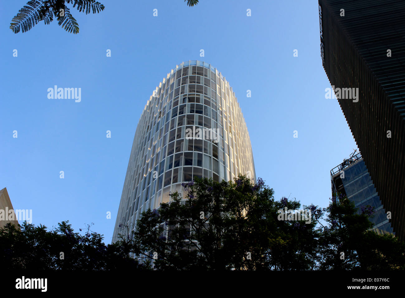 Ein neues Bürogebäude in Polanco, Mexiko-Stadt – moderne Architektur Stockfoto